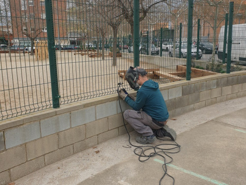 A Abrera, continuem millorant les instal·lacions dels nostres centres educatius. Escola Ernest Lluch