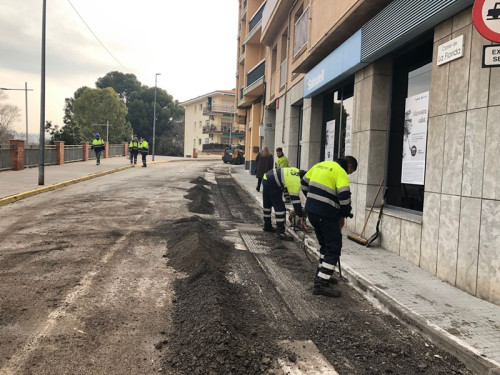 Informació de servei: afectació de trànsit en l'accés i sortida del barri de La Florida per treballs d'asfaltatge