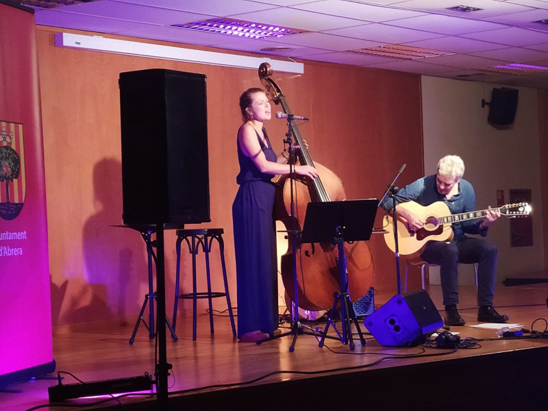 Gemma Abrié inicia el cicle Setembre Musical d'Abrera amb un concert en clau femenina a la Casa de Cultura