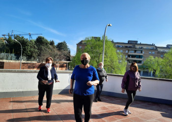 Activitat de Ball en línia. Casal de la Gent Gran