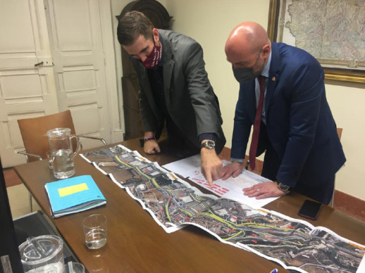 El nostre alcalde, Jesús Naharro, es reuneix amb el subdelegat del Govern a Barcelona, Carlos Pietro