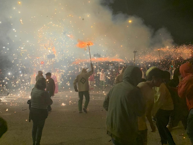 Abrera som cultura! Celebrem l'aniversari 40 (+1) Anys de foc a Abrera de la colla de diables Bram de Foc. Moltes felicitats!