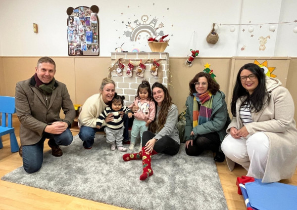Obsequiem amb una entrada pel tobogan gegant als i les escolars residents a Abrera - Quitxalla