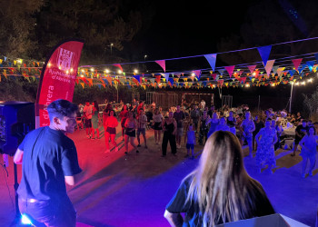 Les veïnes i veïns del barri de Sant Miquel d'Abrera, gaudeixen de la seva Festa Major amb bona participació a totes les activitats programades!