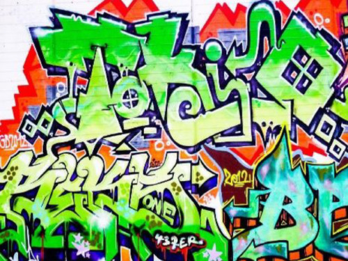 Ei, jove! Participa en el concurs de graffitis 2022! Lettering