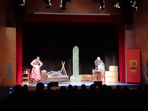 Gaudim de la 24a edició del Concurs de Teatre Amateur Vila d’Abrera! Seguim amb la tercera representació, amb l'obra  'La deessa de les pells'