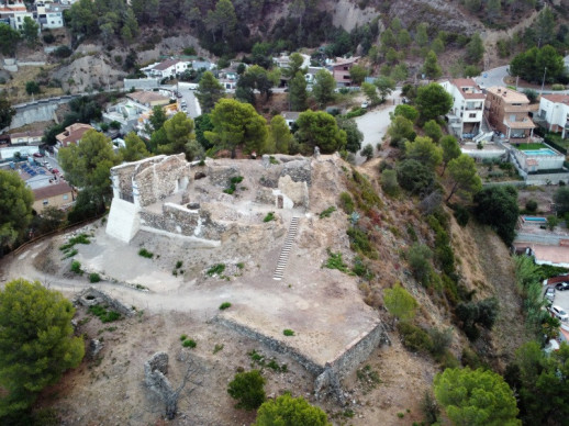 Obres de consolidació estructural de les restes del Castell de Voltrera i la capella de Sant Pere. Agost 2021