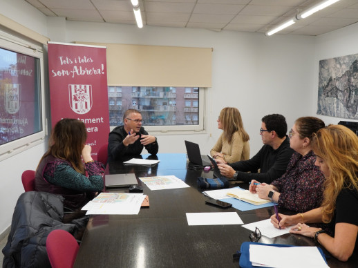 Èxit a la reunió entre l'Ajuntament, el Servei català de la Salut (CatSalut) i l'Institut Català de la Salut (ICS): un compromís amb l'excel·lència assistencial per a la qualitat en salut per al nostre municipi