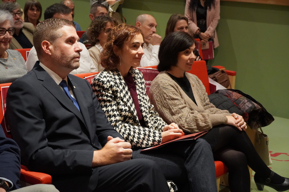 Aquest dissabte 19 de novembre hem organitzat a la Sala Municipal el primer l'Acte de reparació jurídica de les víctimes del franquisme a Abrera
