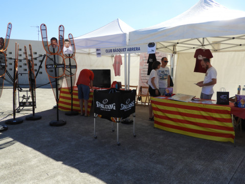 Felicitem les nostres entitats per la seva participació a la 16a edició de la Fira d’Entitats Esportives d’Abrera i als i les esportistes guardonats als 23ns Premis de l'Esport Local d'Abrera. Enhorabona!