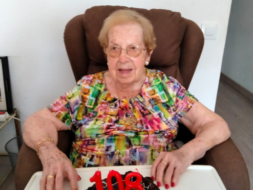Recordem la senyora Maria Capellades, veïna d'Abrera que ens ha deixat a l'edat de 108 anys