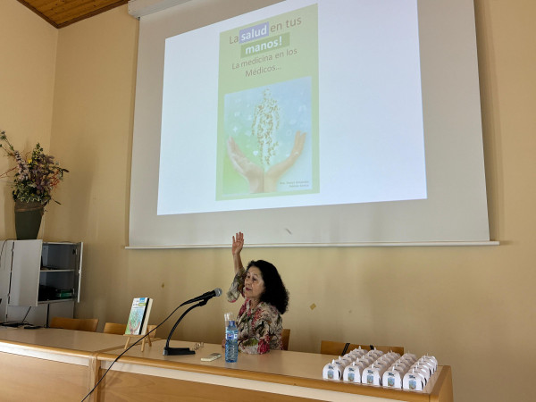 Participem a la presentació del llibre 'La salud en tus manos, la medicina en los médicos', de la doctora abrerenca Dorys Amanda Henao Serna
