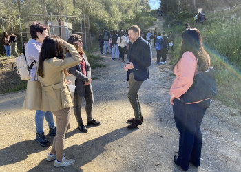 Visitem amb l'alumnat de 4t d'ESO de l'Institut Voltrera els espais patrimonials de les Trinxeres de la Guerra Civil del Bosc de Sant Miquel