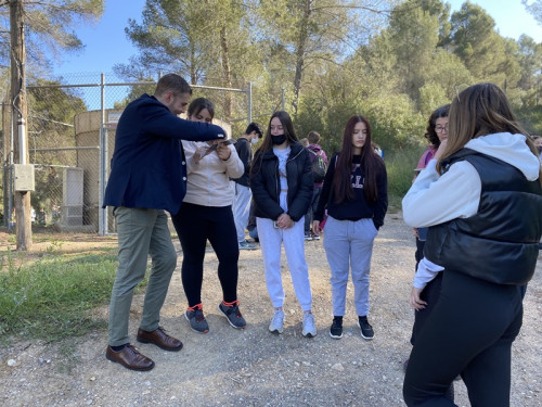 Visitem amb l'alumnat de 4art d'ESO de l'Institut Voltrera els espais patrimonials de les Trinxeres de la Guerra Civil del Bosc de Sant Miquel