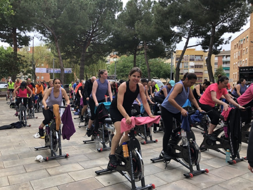 Aquest dissabte 13 de maig al matí, la plaça de Rafael Casanova ha acollit la quarta edició de la Marató d'Spinning d'Abrera, amb totes les places exhaurides!