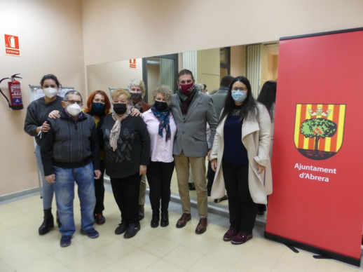 El Grup de Suport Emocional i Ajuda Mútua pels cuidadors i cuidadores de persones dependents tanca la darrera edició amb una sessió-cloenda. Gràcies a tothom!