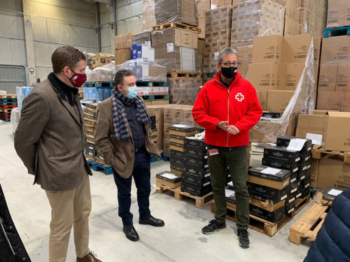 Visitem el centre Humanitari de Creu Roja situat a Sant Martí de Tous