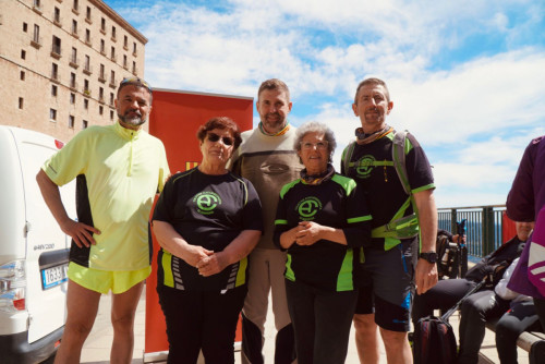 Més de 300 persones participen a la 21a edició de la Caminada de Primavera Abrera-Montserrat. Moltes gràcies a tothom!