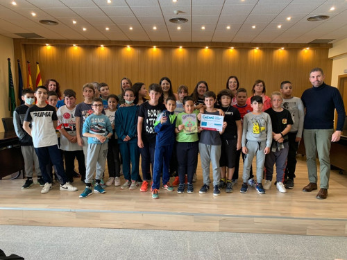 Promovem la cultura emprenedora a Abrera amb el programa CuEmE. Les cooperatives de 5è de l’Escola Francesc Platón i Sartí ens presenten els seus projectes