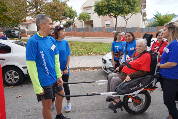 Gran èxit de participació i assistència a la 26a Caminada de la Gent Gran d'Abrera!