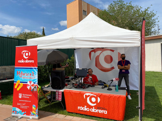 Ràdio Abrera a la Piscina Municipal d'Estiu 26-07-21