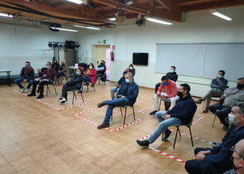 L’Associació de Veïns i Veïnes de Can Vilalba aposta per les energies renovables amb la instal·lació de plaques solars als habitatges