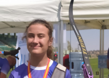 La nostra arquera i veïna d'Abrera, Júlia Galera, aconsegueix pujar de nou al podi del Gran Premi de Segovia de tir amb arc en Categoria Absoluta