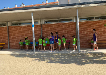 Visitem el Casal d'Estiu 2022 d'Abrera, el qual estan gaudint més de 200 infants