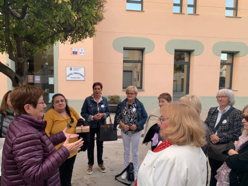 Abrera diu prou! Durant el mes de novembre commemorem el Dia Internacional contra les violències envers les dones amb diverses activitats