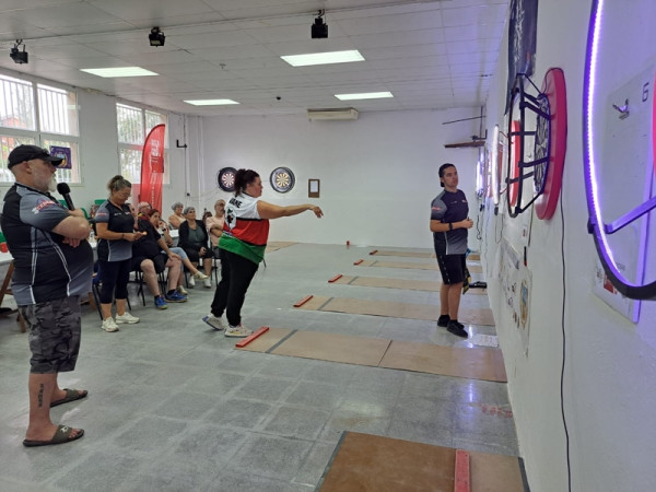 El Club de Dards d’Abrera disputa amb gran èxit de participació el seu torneig d'inici de temporada, al Casal Social de Les Carpes