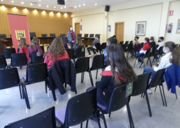 Durant el mes d'abril, rebem l'alumnat de 5è de primària de les escoles abrerenques, que estan treballant la cultura emprenedora dins el programa CuEmE. Classe 5è D Escola Francesc Platón i Sartí