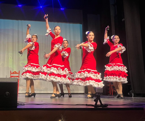 Diumenge 17 de desembre. Festival nadalenc de les Juventudes Rocieras d'Abrera