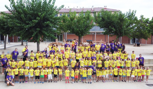 Visitem el Casal d’Estiu Municipal, que enguany fa part de les activitats a l'Escola Francesc Platón i Sartí d'Abrera
