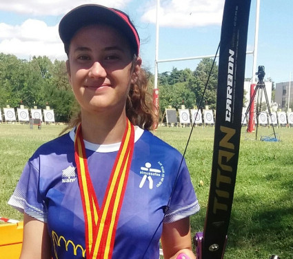 L’arquera abrerenca Júlia Galera suma nous èxits en la seva carrera esportiva amb les fites aconseguides al Campionat d'Espanya de Tir amb Arc