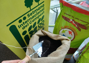 Abrera Recicla! Ens sumem a la Setmana Internacional del Compost amb un estand a la primera planta de la Casa de Cultura
