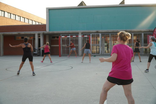A Abrera, aquest mes de juliol ens movem i fem esport! Vine a fer aeròbic a la fresca!