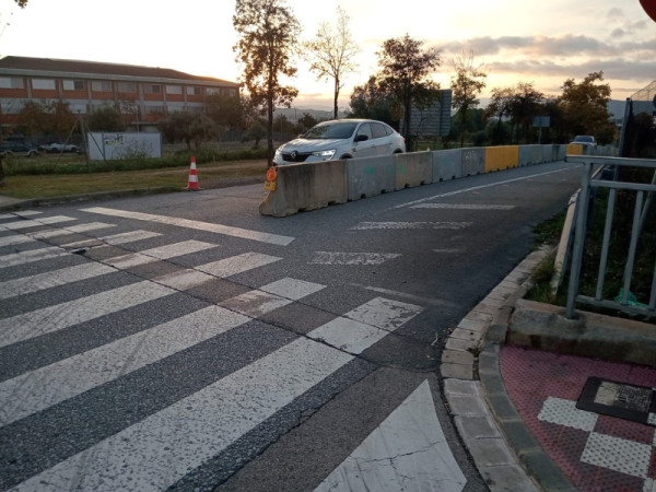 En marxa les obres d'instal·lació de pantalles acústiques al carrer de Manresa, per reduïr l'impacte acústic de l'autovia A2 al seu pas pel nostre municipi