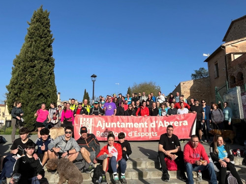 A Abrera promovem l'activitat física! Gran èxit de participació a la XXIV Caminada de Primavera Abrera-Montserrat, que s'ha celebrat aquest diumenge 6 d'abril!