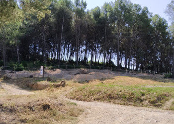 Aquest estiu coneix en família el jaciment arqueològic de les Trinxeres de la Guerra Civil d'Abrera!