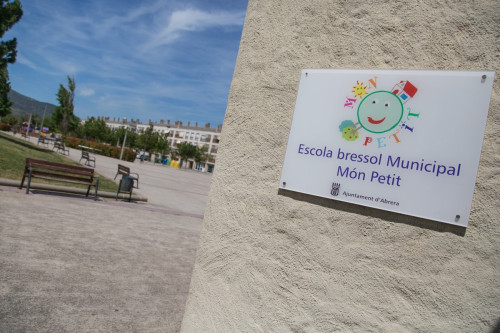 Educació - Escola Bressol Món Petit