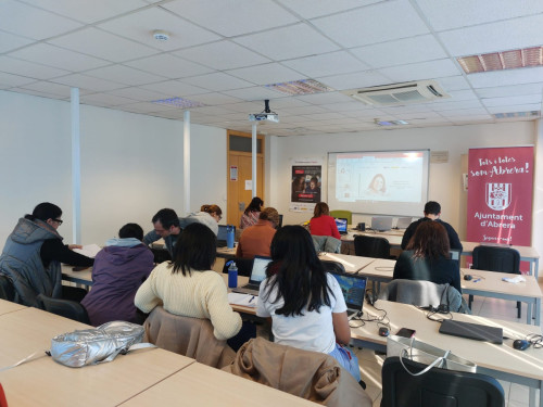 Alumnat curs competències digitals 2026 - Mòdul certificats digitals