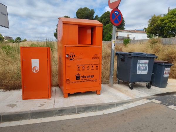 Abrera més sostenible! Instal·lem nous contenidors de recollida d’oli domèstic en diferents punts del nostre municipi