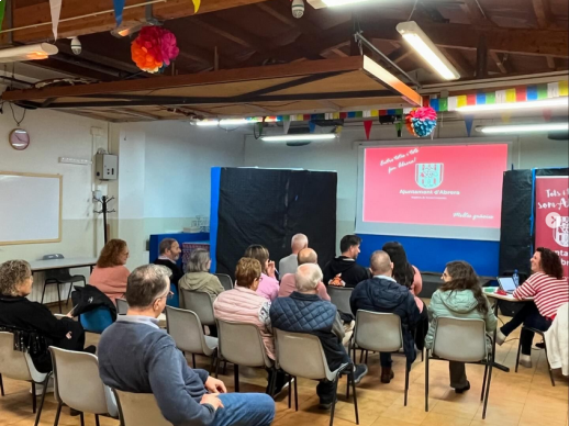 Des de l'Ajuntament d'Abrera hem dut a terme les Audiències Públiques dels Pressupostos 2025. Casal Social de Can Vilalba