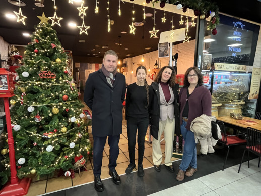 Visitem els establiments participants en el 15è Concurs d’aparadors Nadalencs d’Abrera!