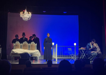 Concurs de Teatre Amateur Vila d'Abrera 2025. Dissabte 12 d'abril: 'Les Indòmites', amb Els Carlins de Manresa