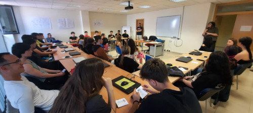 Curs monitor-es esportius-ves amb la referent d'ocupació juvenil.jpg