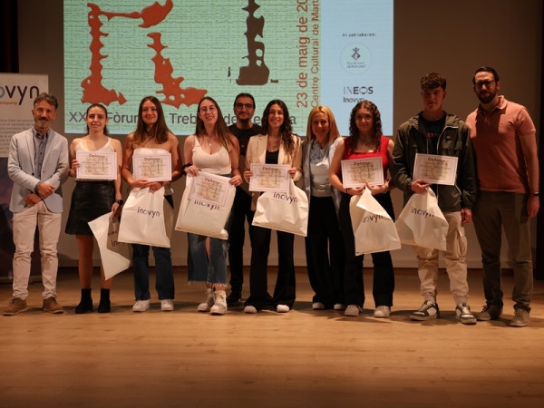 L'alumnat de 2n de batxillerat de l'Institut Voltrera d'Abrera clou el curs 2024-2025 amb la seva festa de graduació, la presentació dels Treballs de Recerca i les proves d'accés a la universitat