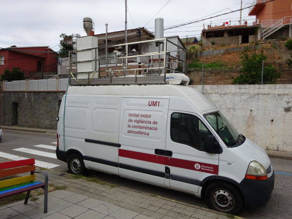 Visitem l'Aula d'Adults Municipal i l'Escola Municipal de Música d'Abrera per desitjar a tothom un bon curs escolar 2025-2026