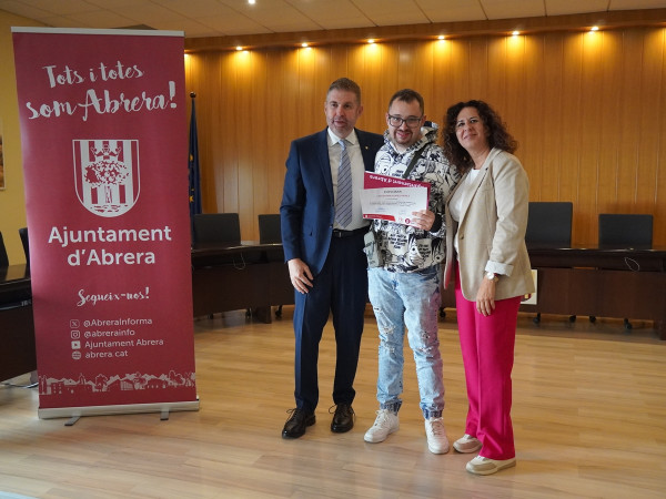 A Abrera apostem per la formació! Lliurem els diplomes acreditatius a l'alumnat de diversos cursos del Departament de Promoció Econòmica. Enhorabona a tothom!