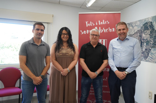 L'Ajuntament d'Abrera i l'Agrupació Esportiva Abrera impulsem un programa de futbol adaptat per promoure l'envelliment actiu, una nova iniciativa per fomentar la salut, el benestar i la inclusió a través de l'esport